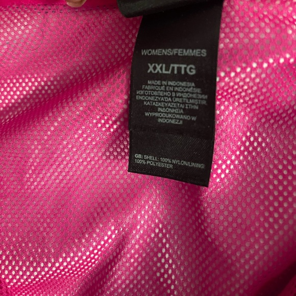 The North Face Vibrant Pink Jacket - Picture 6 of 6